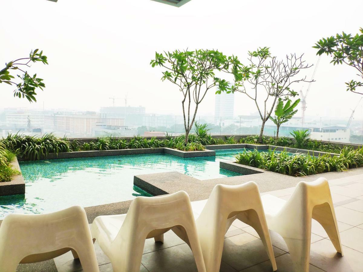 5-Star Apartment + Infinity Pool, 4 Pax, 1 Min To Jaya One Petaling Jaya Buitenkant foto